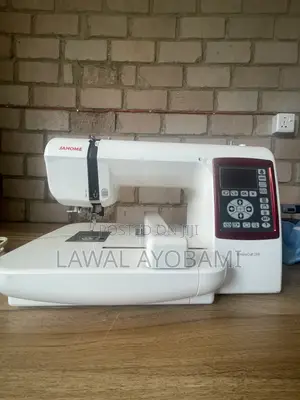 Janome Memory Craft 230e