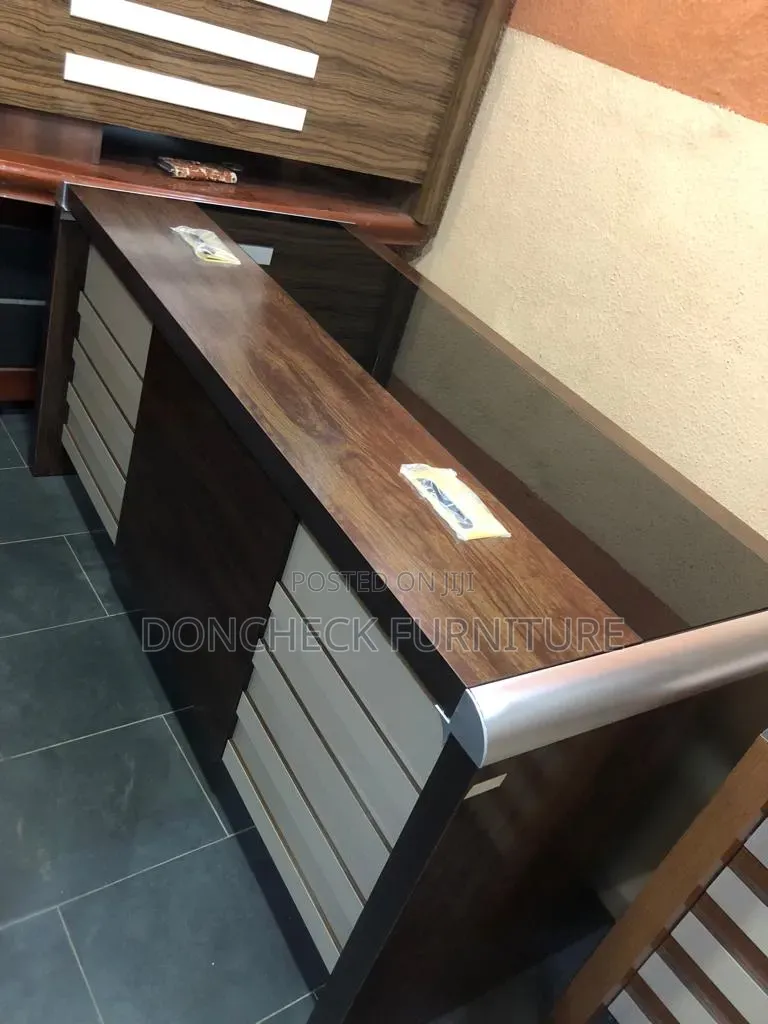 Quality Executive Office Table