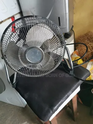 A Challenge Brand 9-Inch Chrome Tilting Desk/Table Fan, Uk-Used