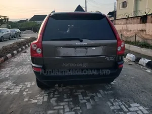 Volvo XC90 2005 Brown