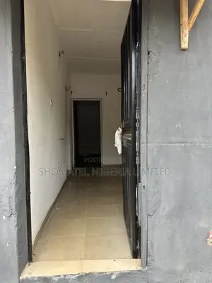 Mini Flat in Poultry Oyinbo Ayobo for rent