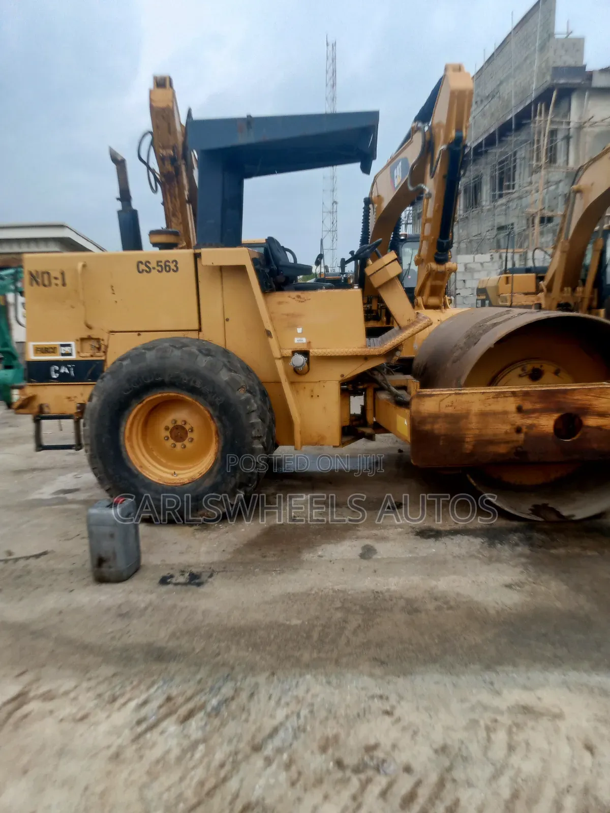 Foreign Used 12tons Caterpillar Roller