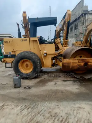 Foreign Used 12tons Caterpillar Roller