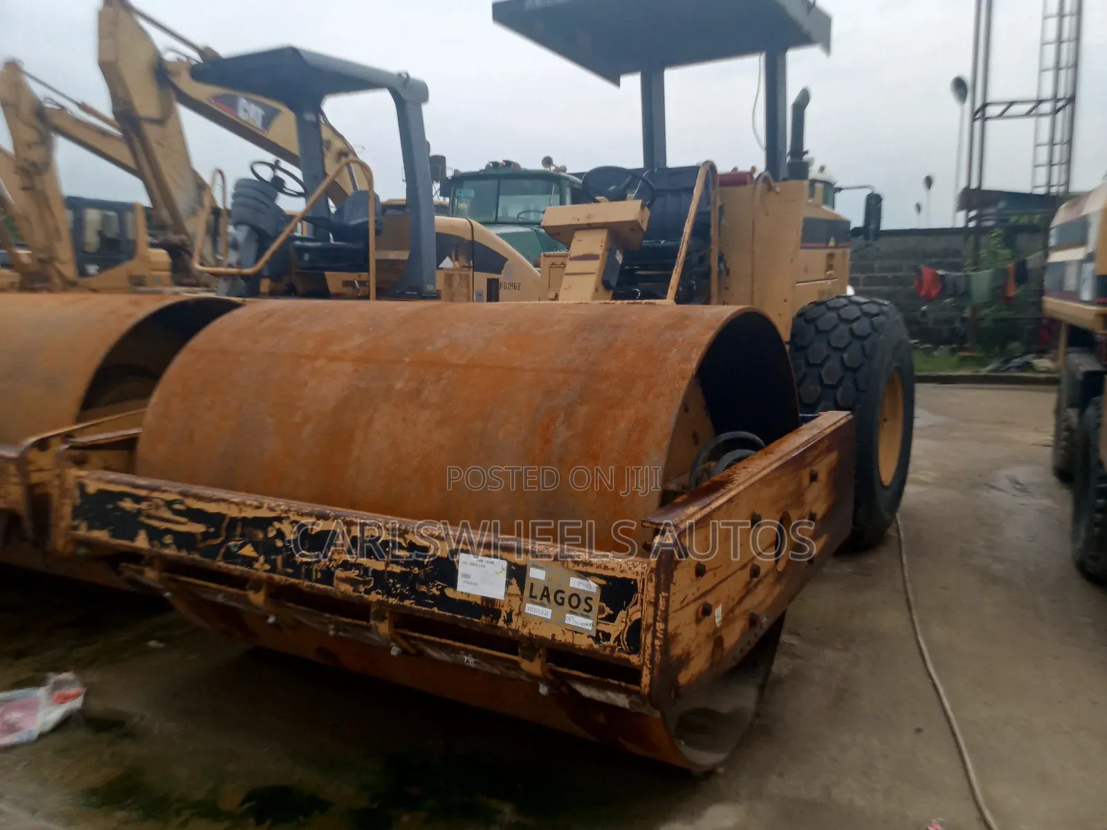 Foreign Used 12tons Caterpillar Roller