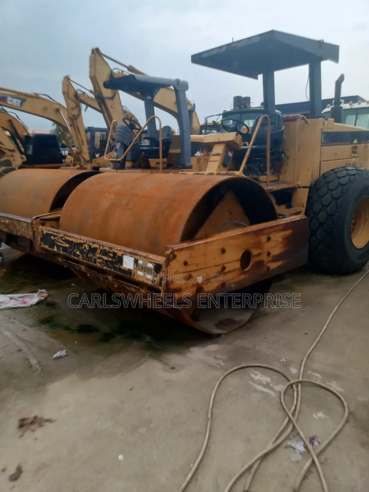 Foreign Used 12tons Caterpillar Roller