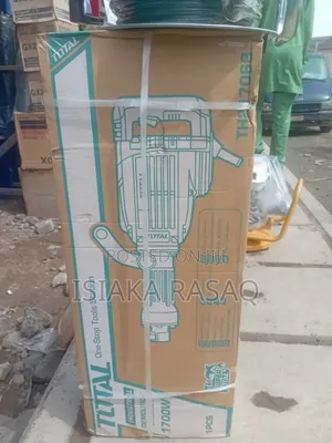 Total Demolition Breaker 1700w