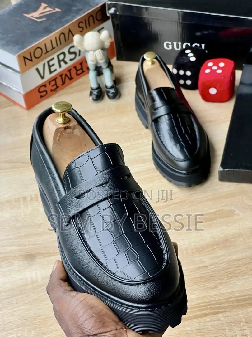 Gucci Luxury Shoe