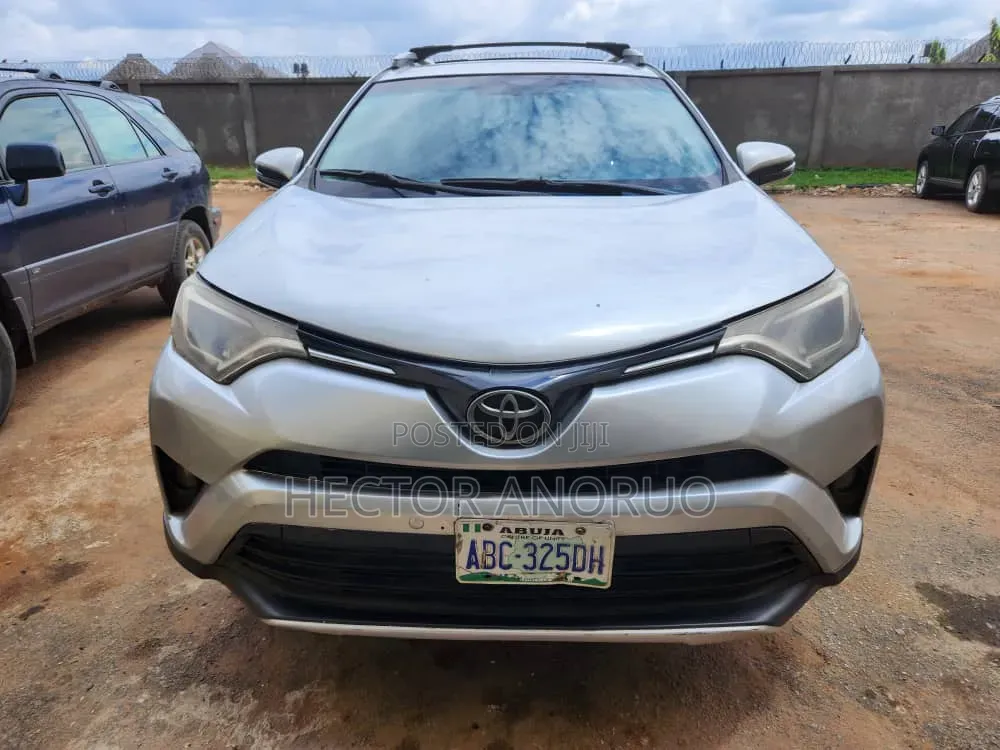 Toyota RAV4 2014 Gray