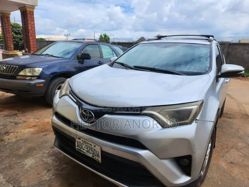 Toyota RAV4 2014 Gray