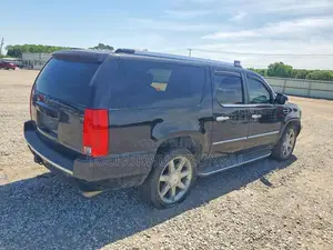 Cadillac Escalade ESV 2011 Black
