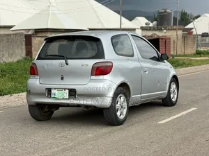 Toyota Yaris 2005 Silver