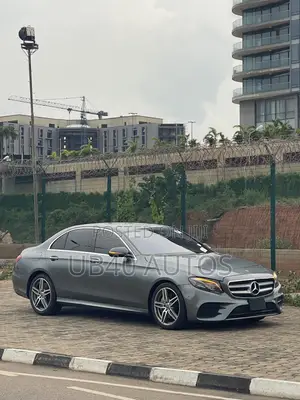 Mercedes-Benz E400 2018 Gray