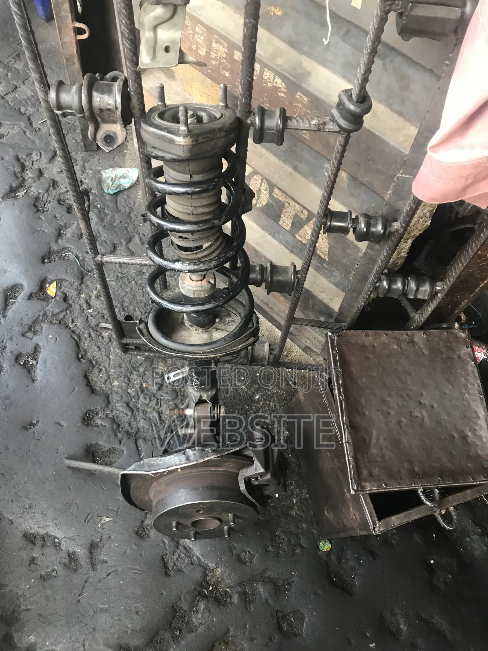 Complete Back Shock Highlander 05