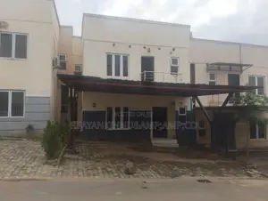 4bdrm Duplex in Brains And Harmers, Life Camp for rent