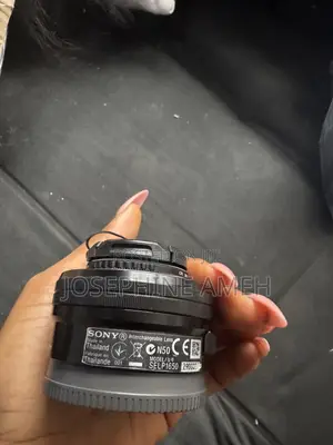 Sony E —Mount Lens