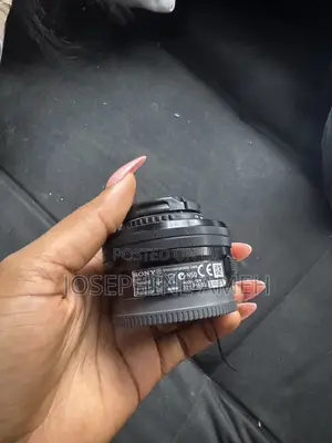 Sony E —Mount Lens