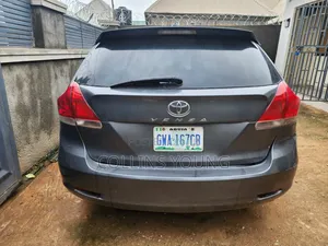 Toyota Venza 2010 Gray