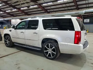 Cadillac Escalade 2013 White