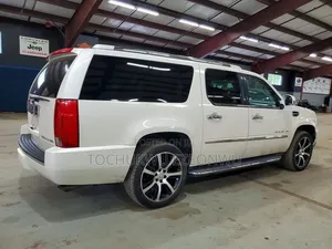 Cadillac Escalade 2013 White