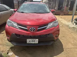 Toyota RAV4 LE AWD (2.5L 4cyl 6A) 2013 Red