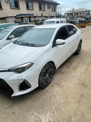 Toyota Corolla 2016 White