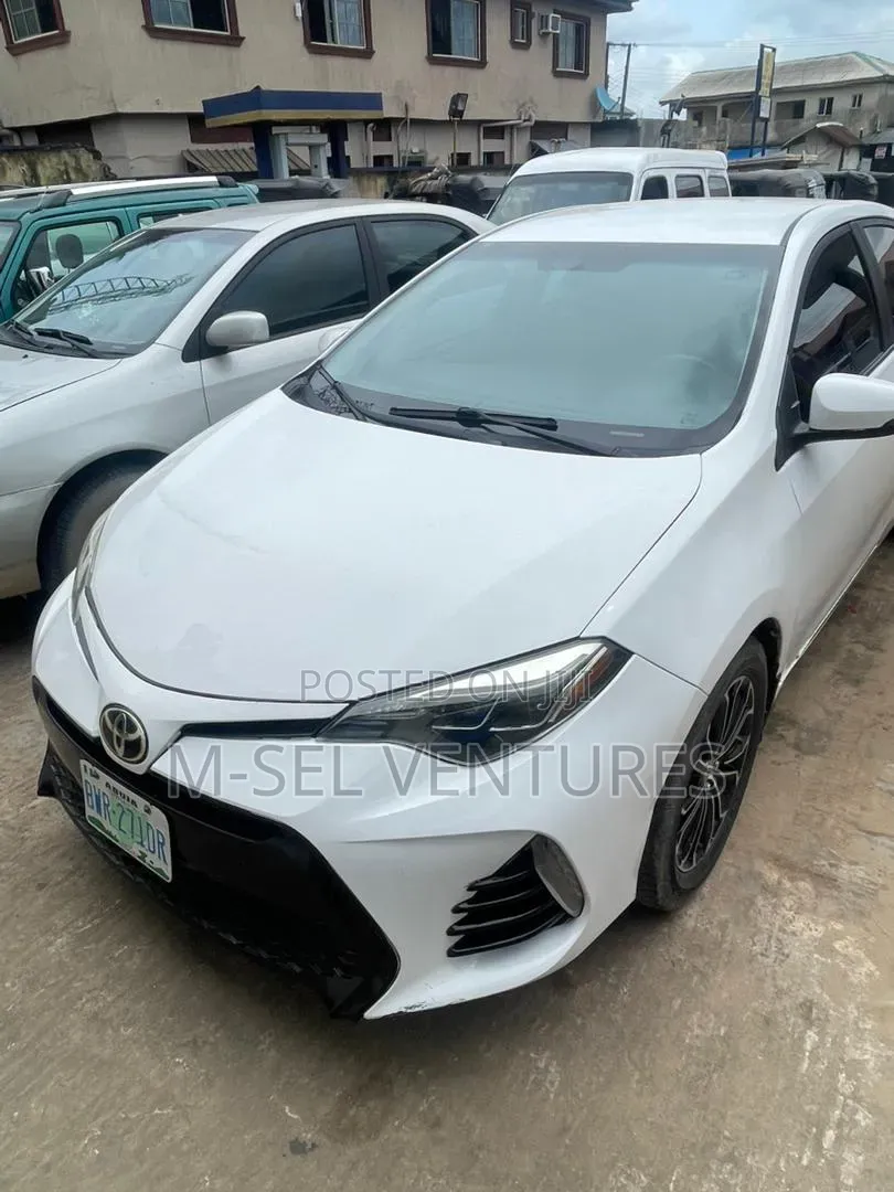 Toyota Corolla 2016 White