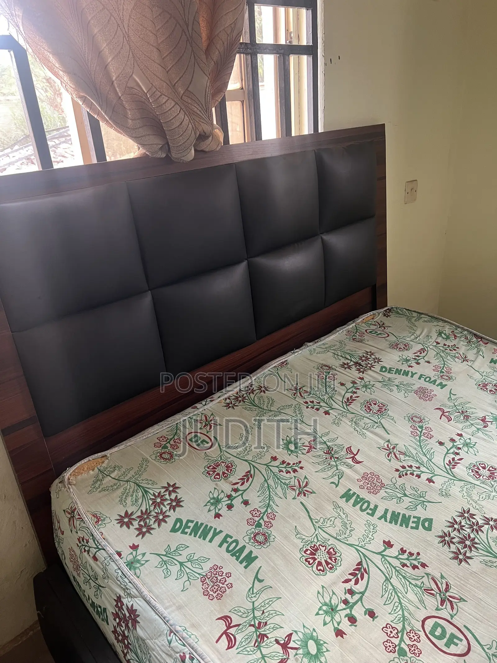 Clean and Sturdy 6by4 Bed Frame