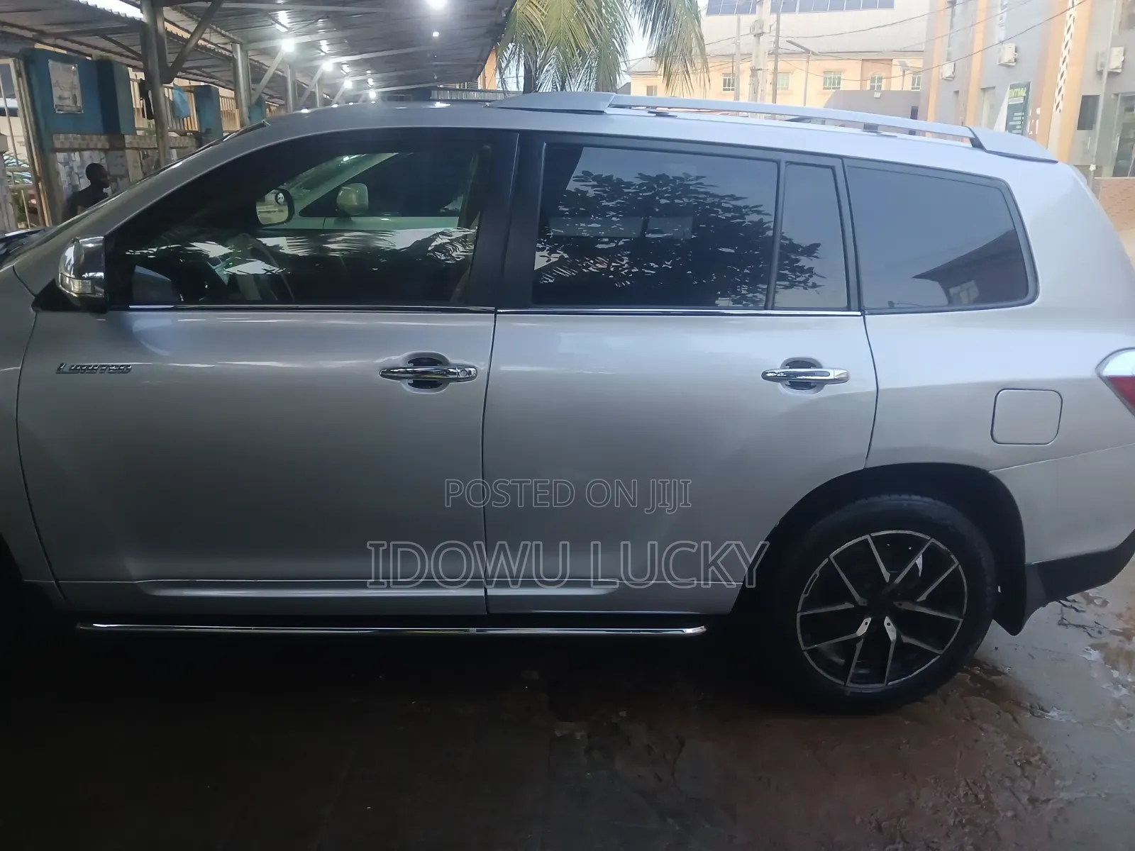 Toyota Highlander 3.5L 4WD 2013 Silver