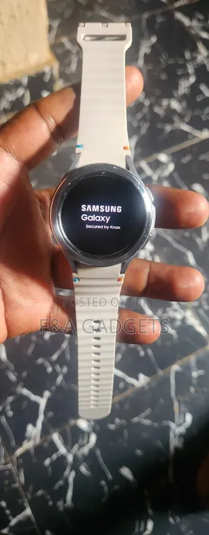 Samsung Galaxy Watch 4 Classic