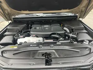 Lexus GX 2025 Gold