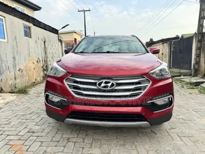 Hyundai Santa Fe SE AWD 2018 Red