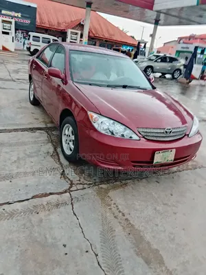 Toyota Camry 2005 Red