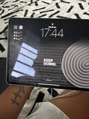 Apple iPad Pro 12.9 (2020) 128 GB Gray