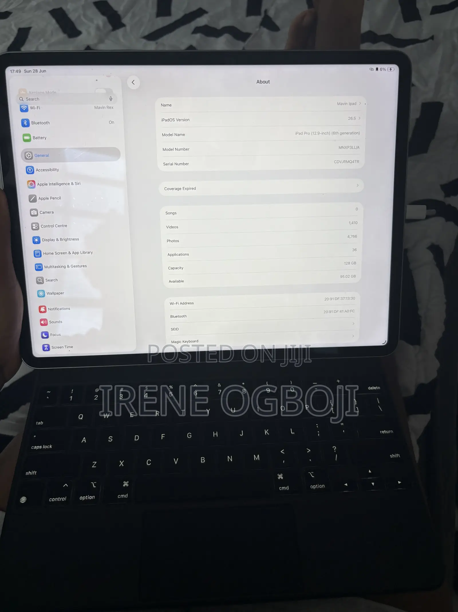 Apple iPad Pro 12.9 (2020) 128 GB Gray