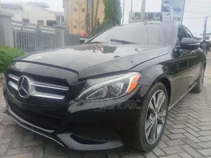 Mercedes-Benz C300 Luxury 4Matic Sedan AWD (2.0L 4cyl 7A) 2016 Black