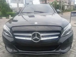 Mercedes-Benz C300 Luxury 4Matic Sedan AWD (2.0L 4cyl 7A) 2016 Black