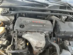 Toyota Camry LE 4dr Sedan (2.4L 4cyl 4A) 2004 Silver