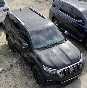 Toyota Land Cruiser Prado 2023 Black