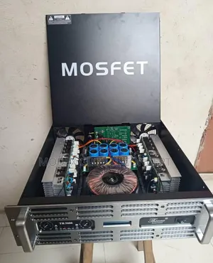 Throne Th 5000 Professional Power Amplifier.