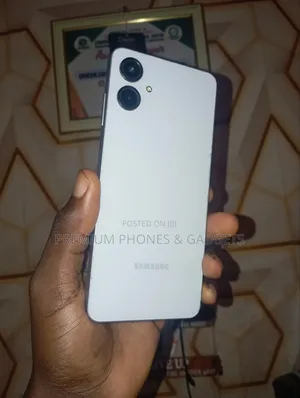 Samsung Galaxy A06 128 GB White