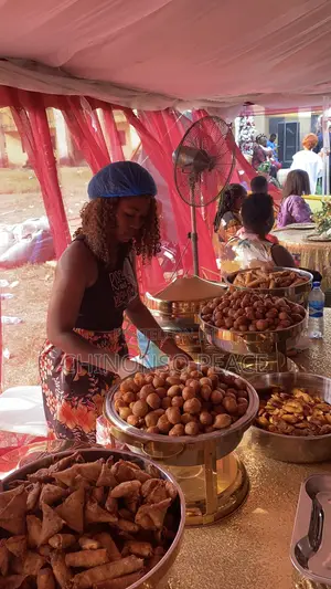 Baking of Fluffy Cakes, Small Chops, Parfait, Surprises, Balloon Deco