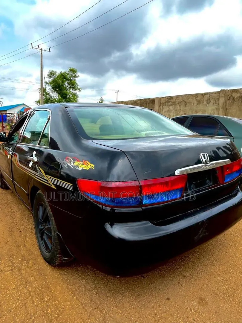 Honda Accord 2004 Black