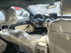 Mercedes-Benz GLA 250 2016 White