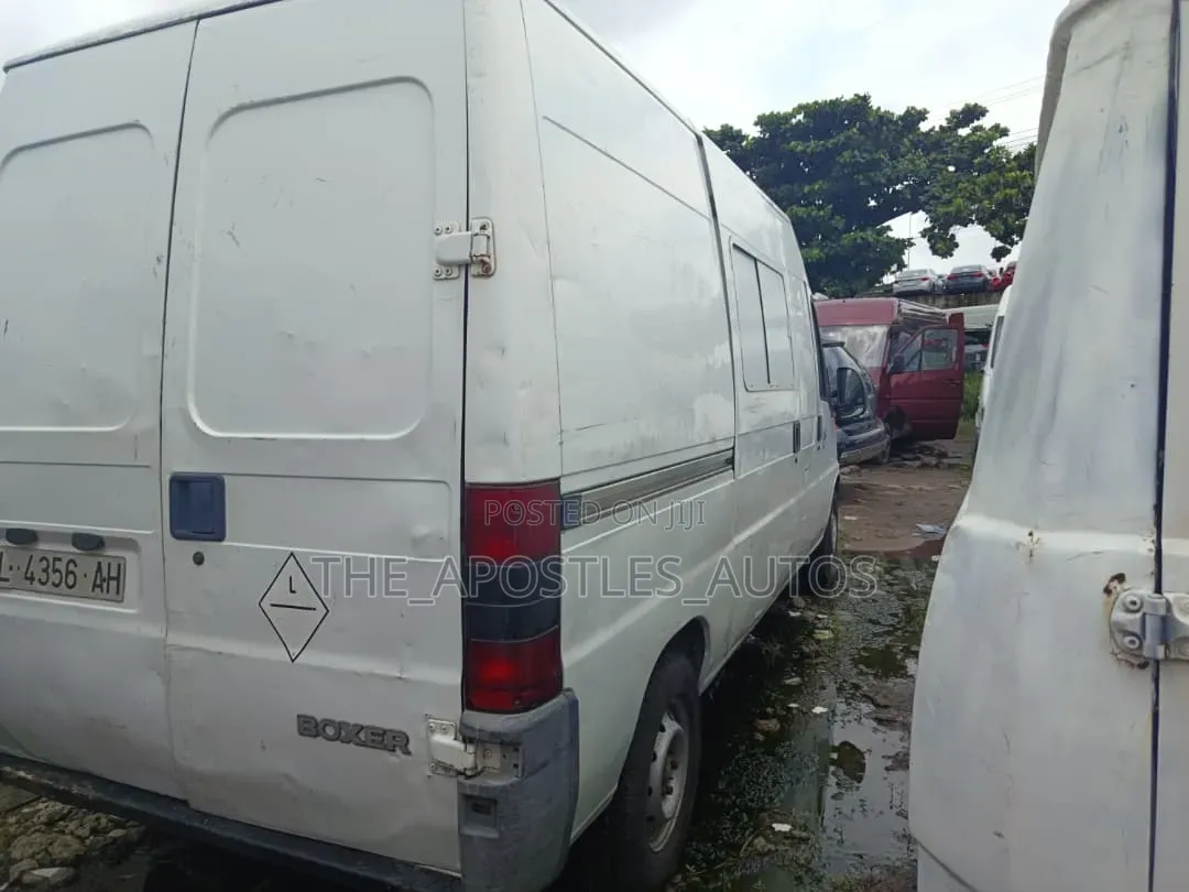 Peugeot Boxer 2005 White