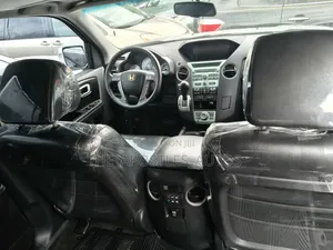 Honda Pilot 2012 Silver