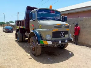 Mercedes Benz