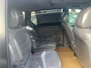 Toyota Sienna 2009 Gray