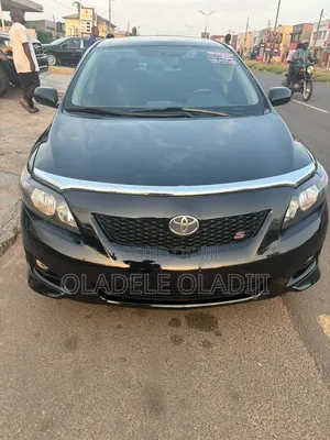 Toyota Corolla 2010 Black
