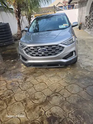 Ford Edge Titanium 2022 Gray