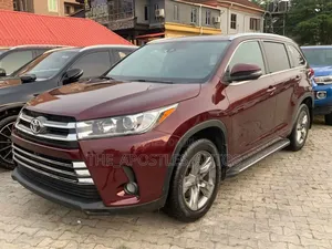 Toyota Highlander 2018 Burgundy